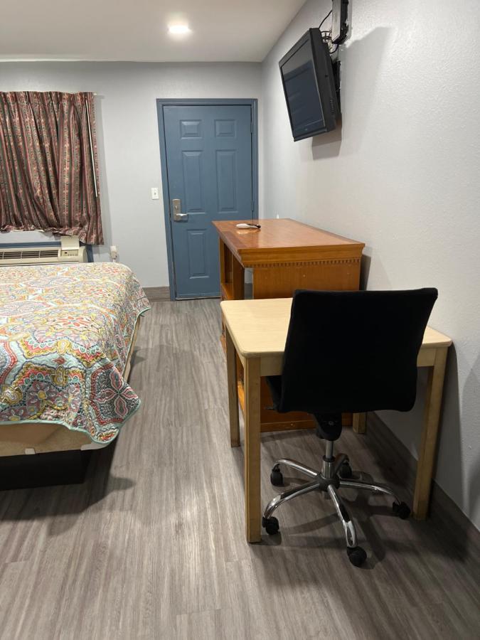 Budget Inn Hallettsville Eksteriør billede