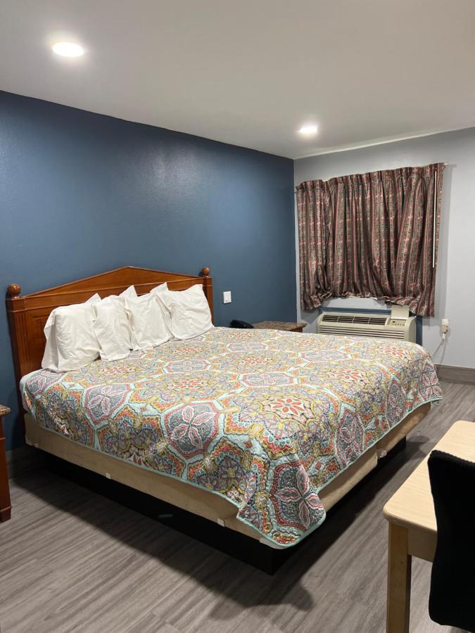 Budget Inn Hallettsville Eksteriør billede